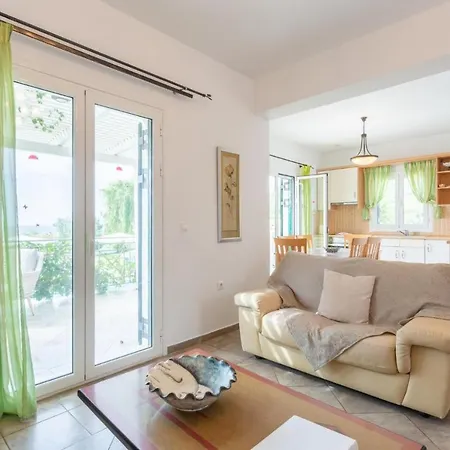 Alexandra Villa Poros (Kefalonia)